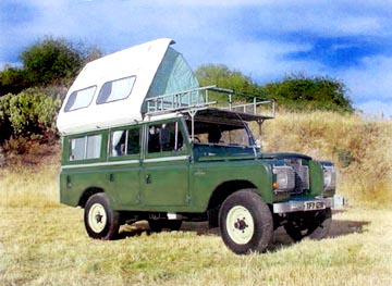 Land Rover Dormobile camped