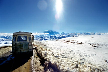 Land Rover Dormobile snow