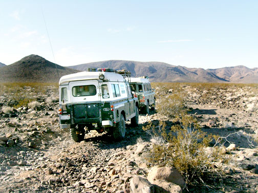 2 Land Rover Dormobiles on the Mojave Trail