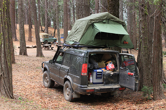Land Rover camping