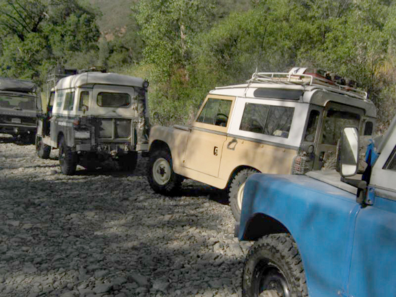 Land Rovers on the trail
